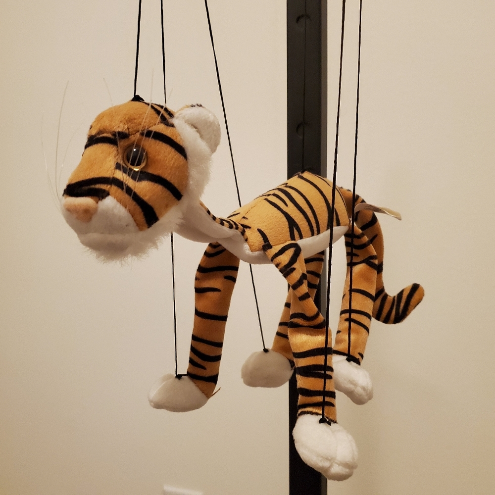 8" Tiger Marionette Small